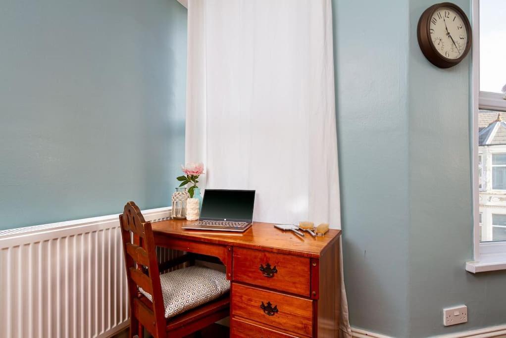 Beautiful Townhouse, Great Location - Pet Friendly Cardiff Exterior foto