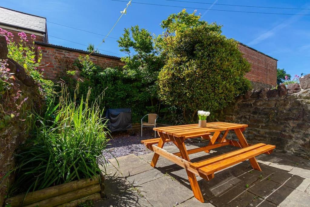 Beautiful Townhouse, Great Location - Pet Friendly Cardiff Exterior foto