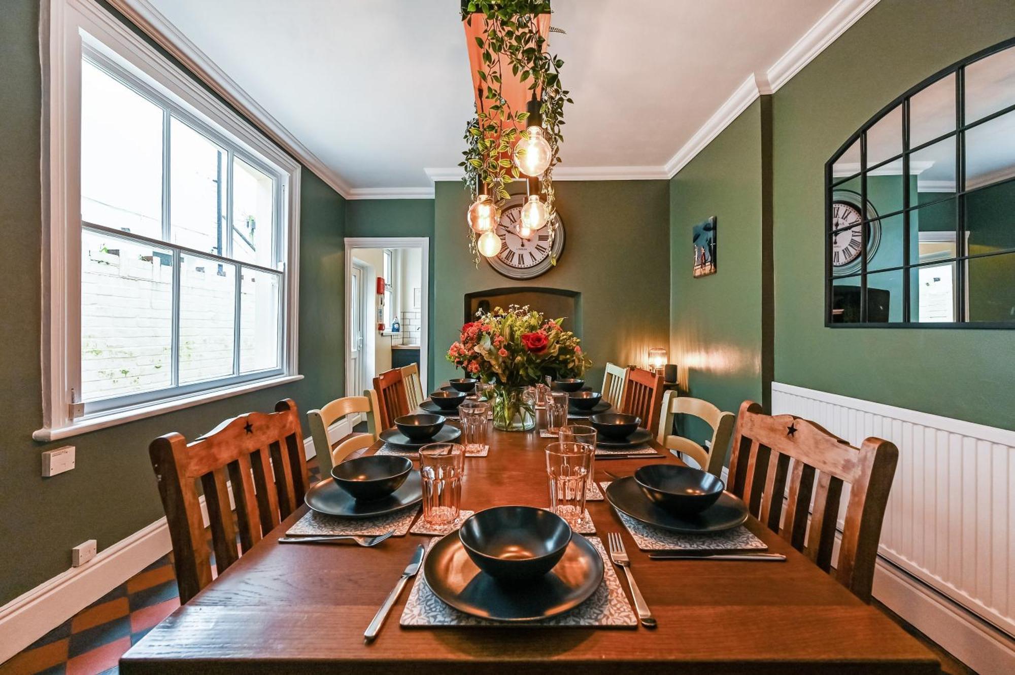 Beautiful Townhouse, Great Location - Pet Friendly Cardiff Exterior foto